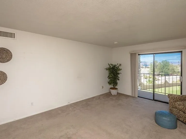 355C N Lake Havasu Ave — Photo 13