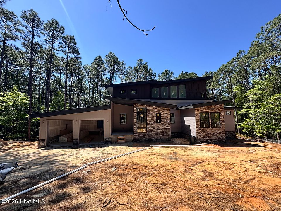 1st image of 239 Hill Road