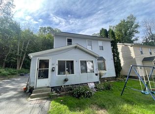 22 Taunton St, Worcester, MA 01604
