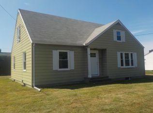 88 Van Horn St, Chicopee, MA 01013