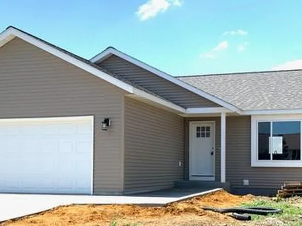 735 3rd Ave SE, Harmony, MN 55939