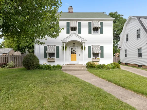 735 Parkview Ave, Rockford, IL 61107