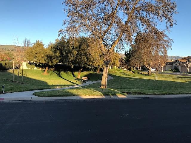 1st image of 16941 Sugar Pine Dr