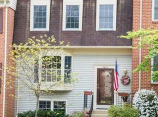 7815 Butterfield Ln, Annandale, VA 22003