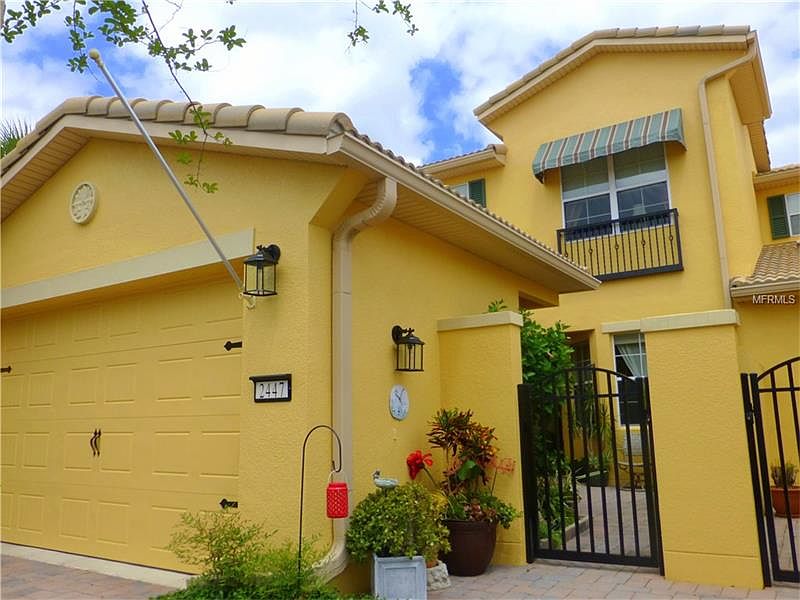 1st image of 2447 Palm Tree Dr