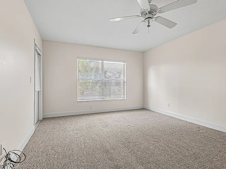 277 Coastal Hill Dr — Photo 32
