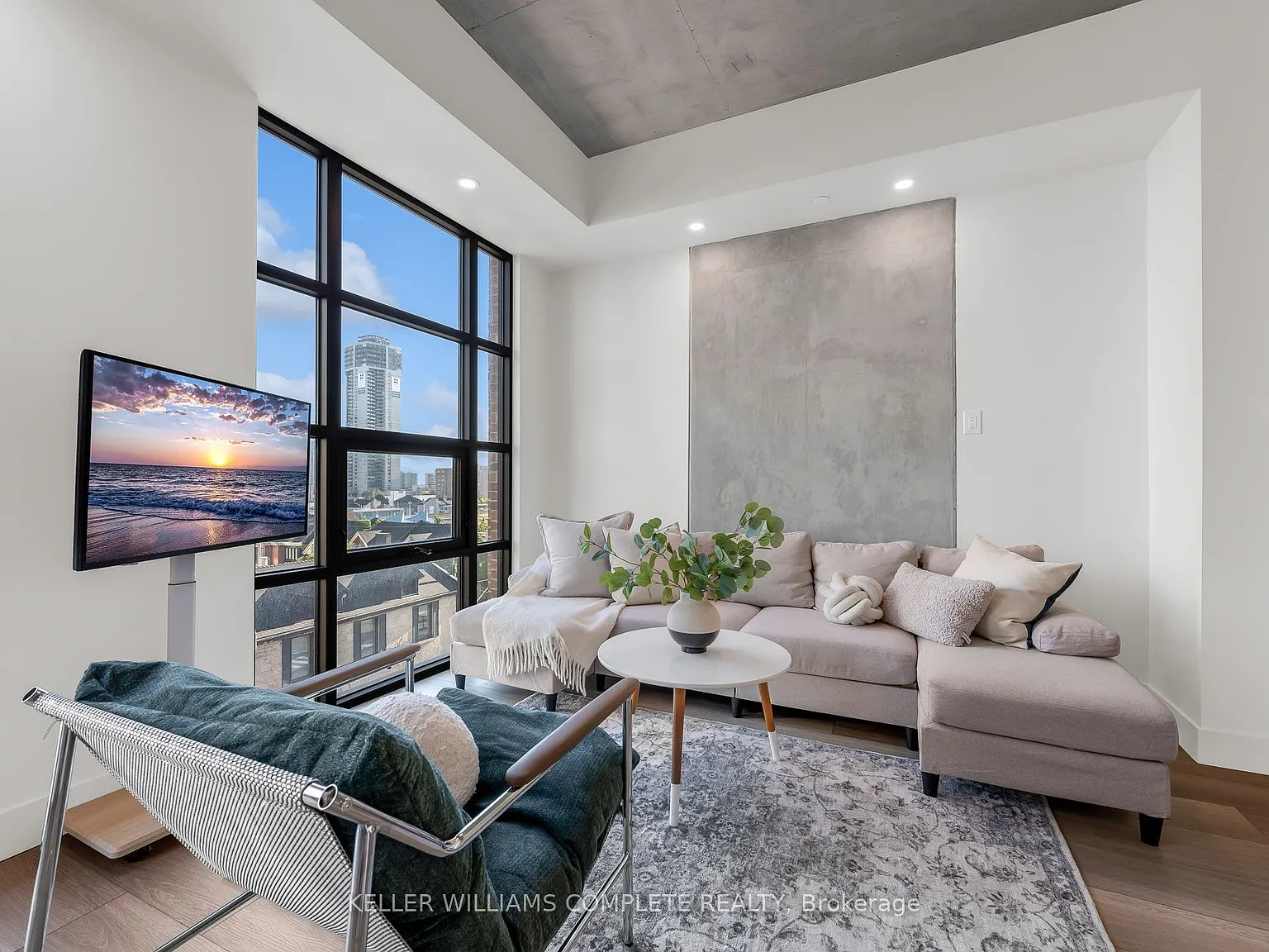 2 bed, $2,390 — Photo 2