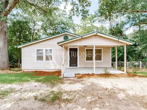 247 Hillvale St, Gloverville, SC 29828