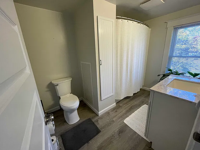 510 McCourtie St — Photo 3