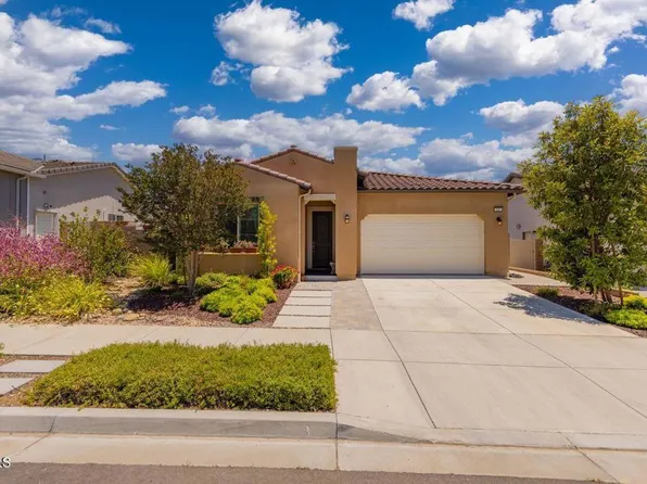 517 Eureka Dr, Santa Paula, CA 93060