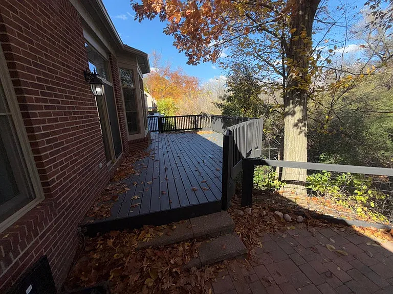18145 Shoreline Ct — Photo 42