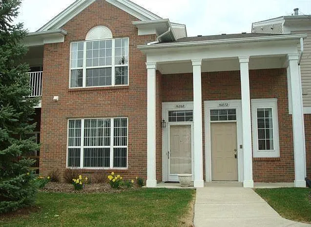 16872 Dover Dr — Photo 1
