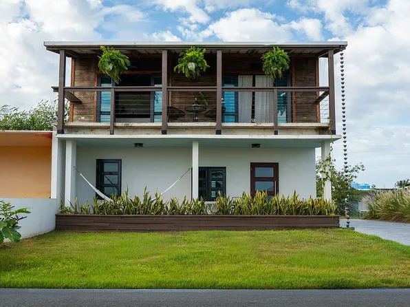 219 Calle Girasol, Isabela, PR 00662