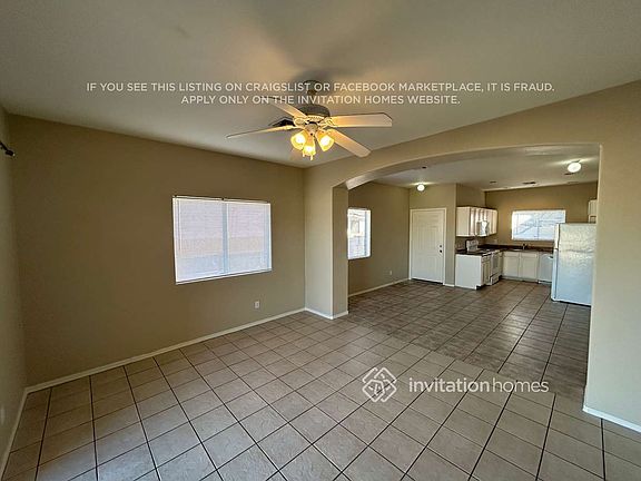 3rd image of 3102 E Roeser Rd