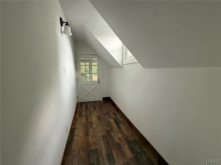 610 N McBride St — Photo 14