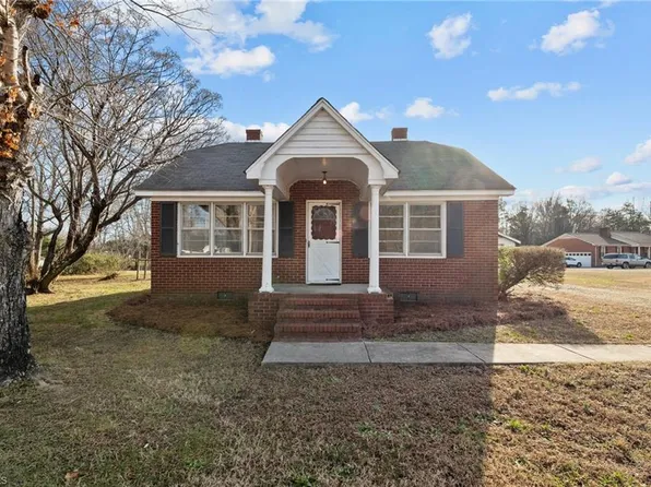 1261 N State Highway 49, Green Level, NC 27217