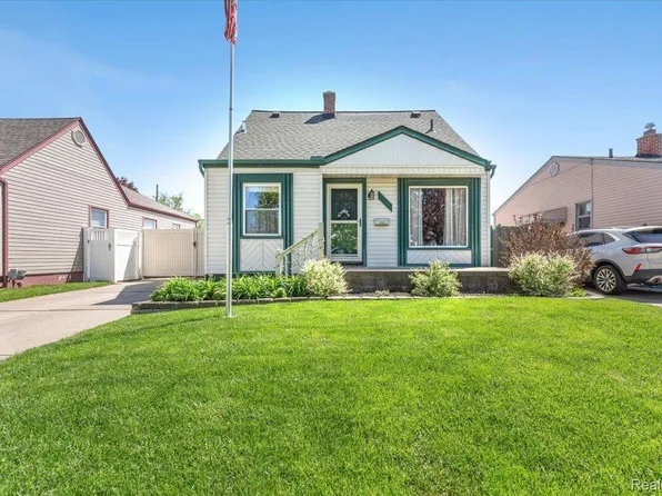 3629 21st St, Wyandotte, MI 48192