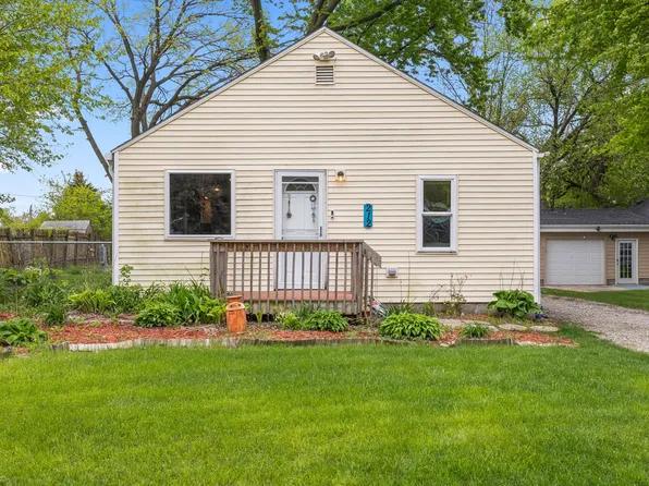 212 Herold Ave, Des Moines, IA 50315