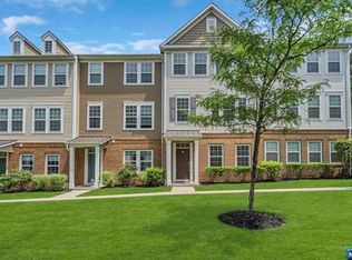 40 Truman Dr, Wood Ridge, NJ 07075