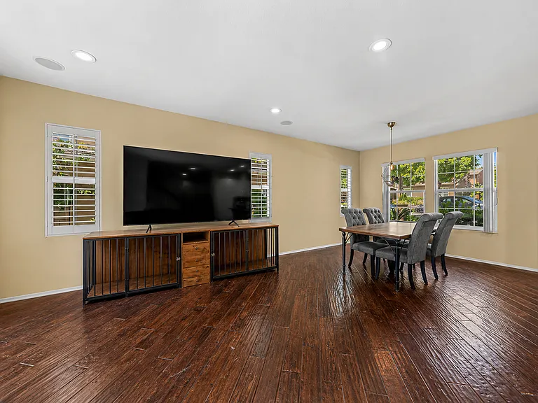 1732 Wolf Canyon Loop — Photo 13