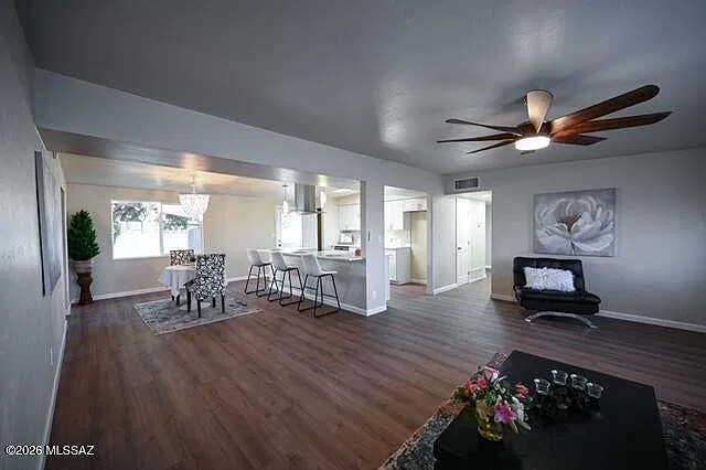 4 bed, 1710 sqft, $1,900 — Photo 4