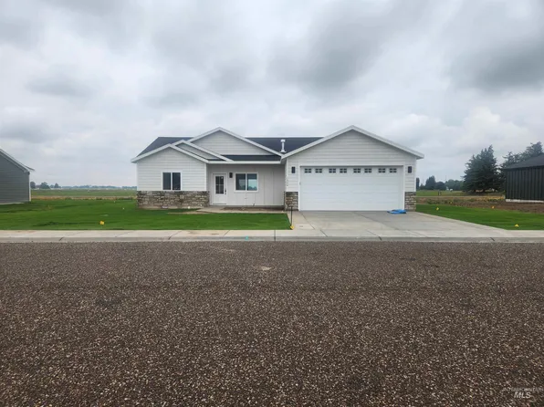 1504 Parker Dr, Rupert, ID 83350