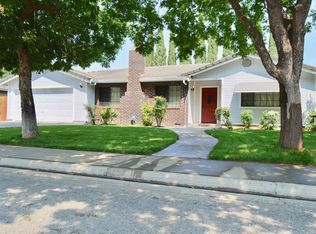 321 Roxanne Dr, Patterson, CA 95363