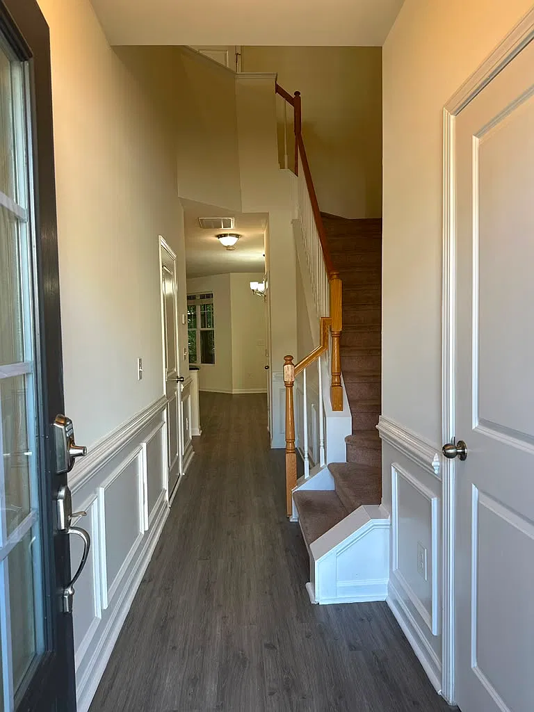 2 bed, 2.5 bath, 1677 sqft, $1,750 — Photo 2
