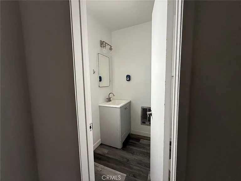 423 S Le Doux Rd #10 — Photo 15