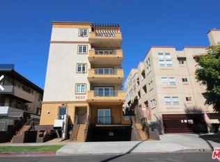 5633 Carlton Way #301, Los Angeles, CA 90028