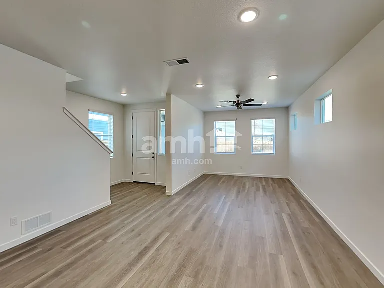 23661 E 2nd Pl — Photo 7