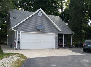 108 1/2 W Garfield Ave, Bartonville, IL