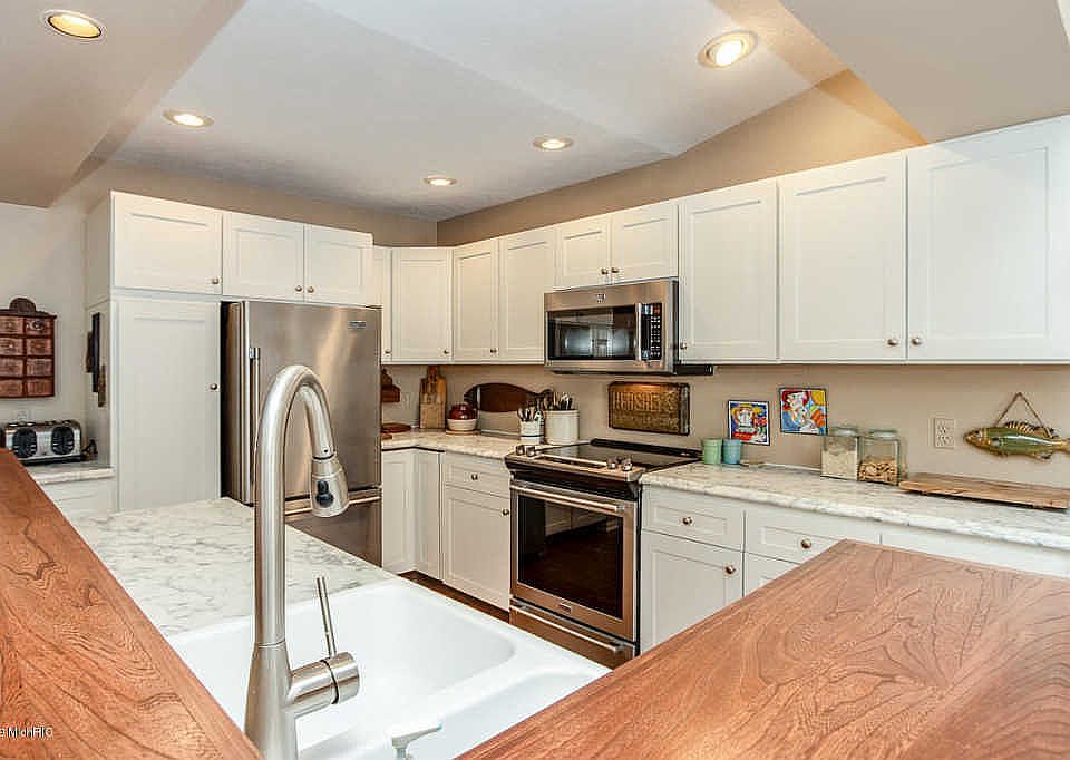 Kitchen renovated in 2018