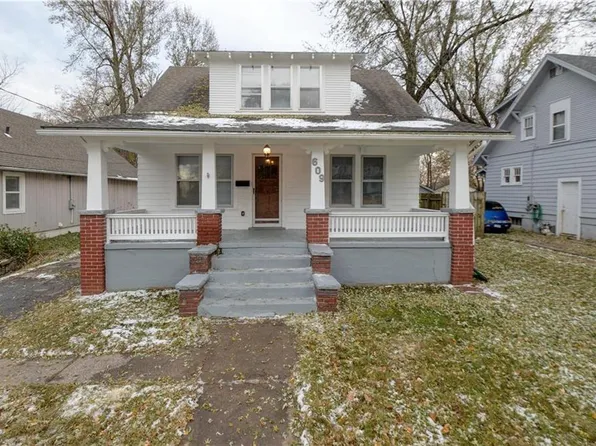 609 E College St, Independence, MO 64050