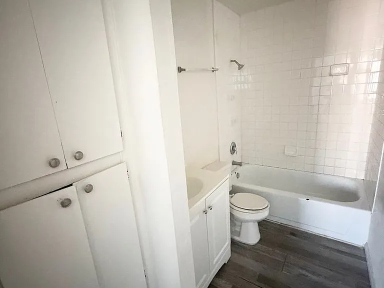 6953 Hopkins Dr #D — Photo 16