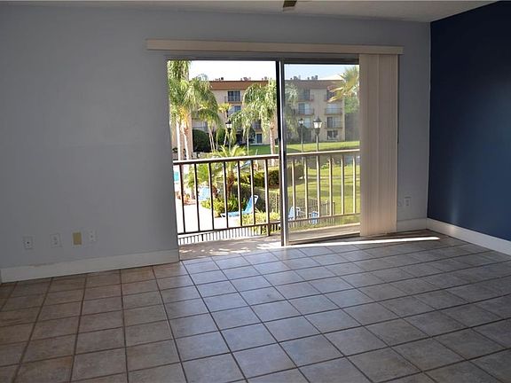 4th image of 5820 N Church Ave Unit 242