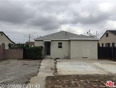 3rd image of 10918 S Manhattan Pl