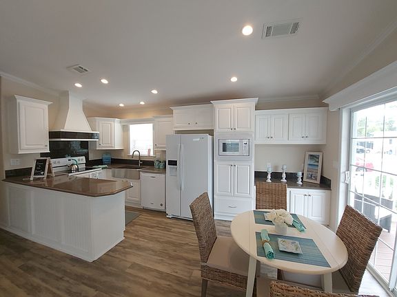 3rd image of 7125 Fruitville Rd. 1016 #1016