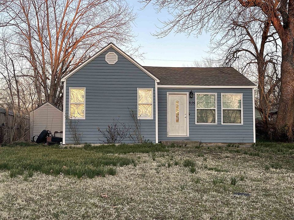 1st image of 816 S 3rd St