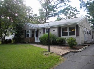 507 Forest Green Dr, Saint Louis, MO