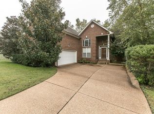 6736 Christiansted Ln, Nashville, TN 37211