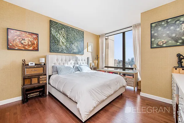 Sold by (Legacy) Elegran | media 8