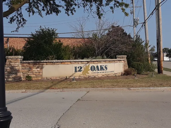 630 Perrie Dr Unit 301, Elk Grove Village, IL 60007