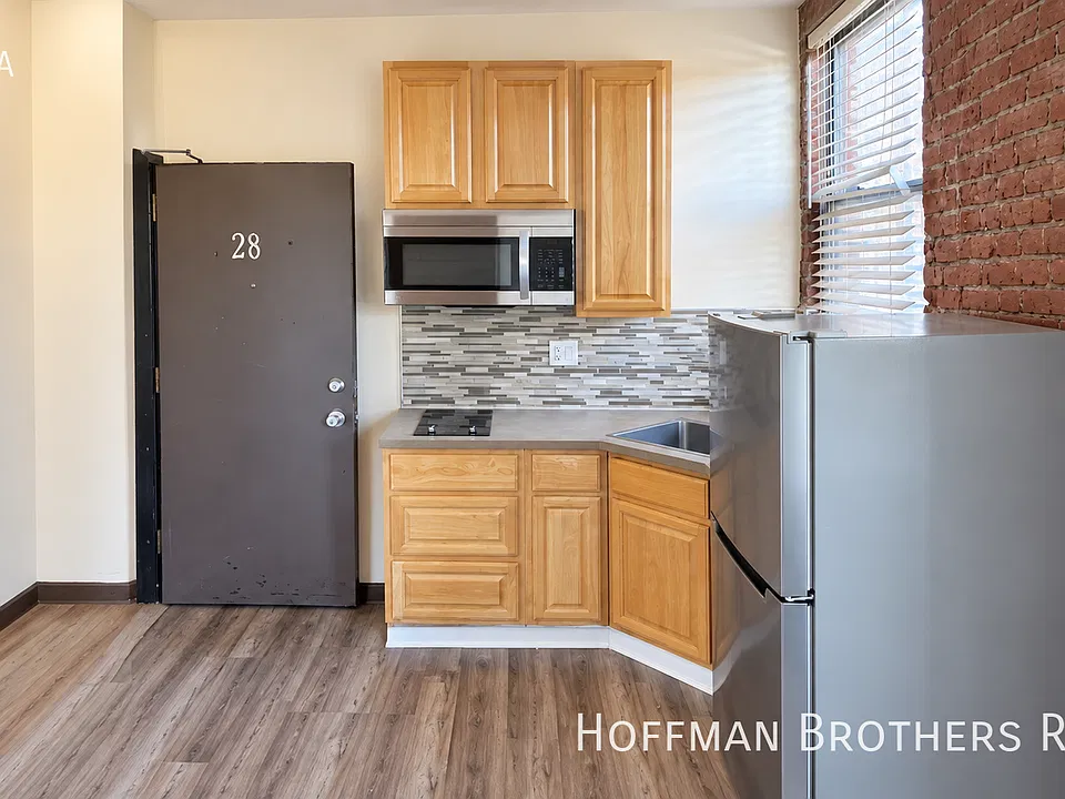 553 Stanford Ave #28