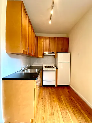 Rented by City & Suburban | media 30