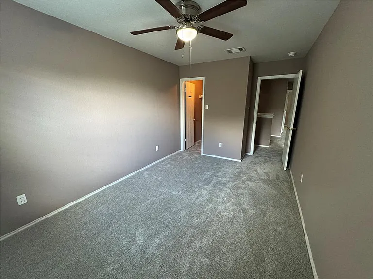 3200 Crownover St — Photo 8