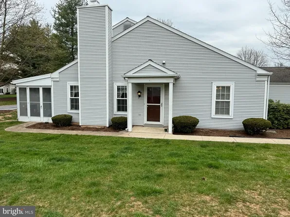 1955 Wexford Rd, Palmyra, PA 17078