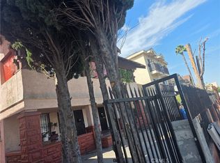 134 W Vernon Ave, Los Angeles, CA 90037