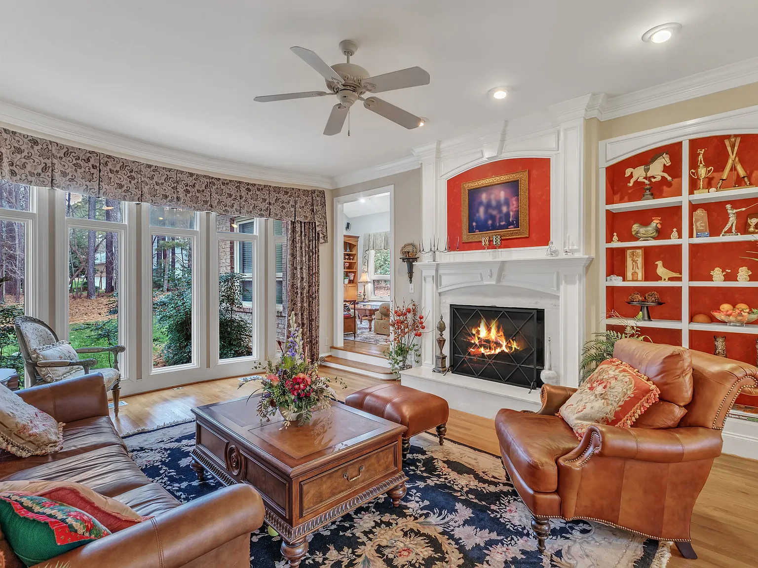 4 bed, 3.5 bath, 3686 sqft, $3,900 — Photo 4