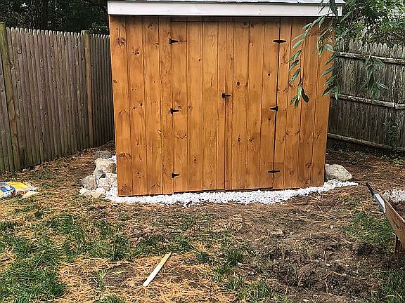 3rd image of 71 Settlers Ln
